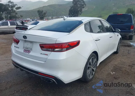 2016 Kia Optima Sx Turbo z USA, uszkodzony, nr VIN 5XXGW4L20GG064288